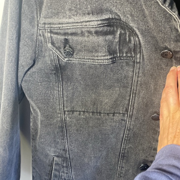 Emerica vintage black sherpa lined denim jacket - Picture 5 of 5